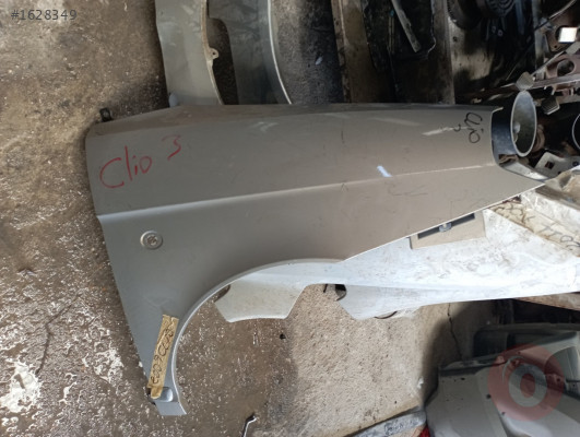 RENAULT CLİO 3.ÖN SAĞ ÇAMURLUK