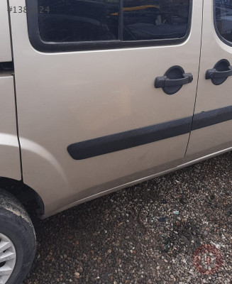 2011 fiat doblo 1.3 çıkma sağ yan panel