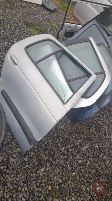 RENAULT MEGANE 1 SAĞ ARKA KAPI.OTO ÇIKMA