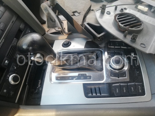 AUDİ Q7 TEYP BİLGİ DÜĞMELERİ Q7 ORTA KONSOL KONTROL DÜĞMELER
