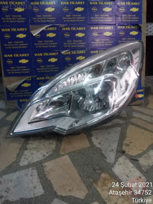 OPEL MERİVA B TEMİZ SÖKME FAR HAS OPEL ÇIKMA PARÇA
