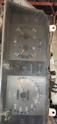 1985 Toyota Corona kilometre gösterge saati