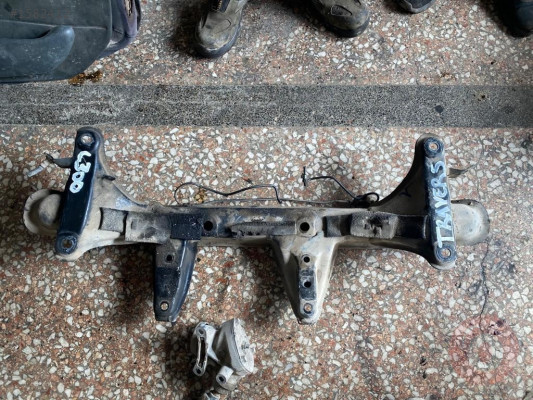 MİTSUBİSHİ L300 MOTOR TRAVERSİ ORJİNAL ÇIKMA 1998-2008 MODEL