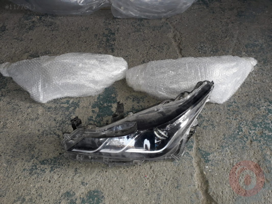 Toyota corolla sag sol far camları