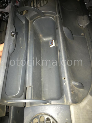 Renault Kangoo 1 Torpido Kapağı hatasız orjinal çıkma