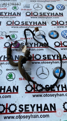 2K0971557G volkswagen caddy 2005 sol ön kapı kartonu tesisat