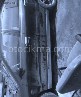 2000 NİSSAN PRİMERA 1.8 ÇIKMA SOL YAN PANEL.