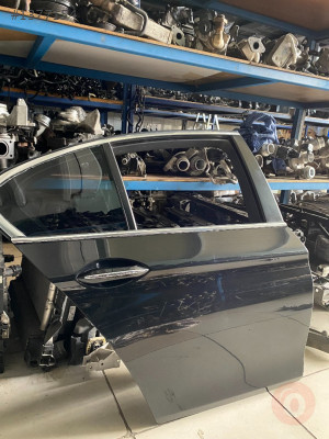 BMW 5 SERİSİ F10 ÇIKMA SAĞ ARKA KAPI METALİK SİYAH BOYASIZ