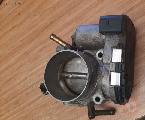 volkswagen bora 2.0 azl çıkma motor gaz kelebeği