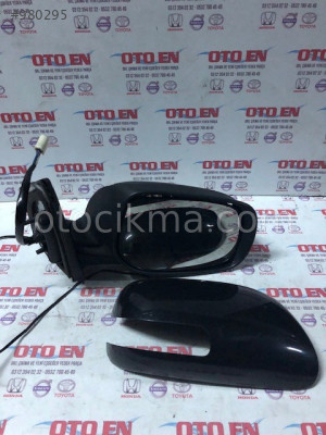 TOYOTA COROLLA DIS DIKIZ AYNASI SINYALLI KATLANIR ZZ152 2011