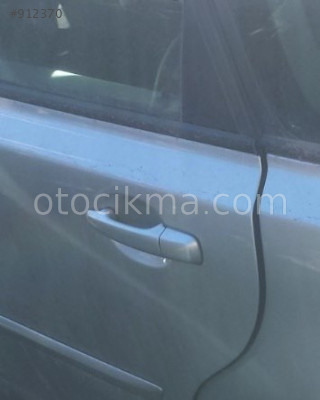 2005 VOLVO V50 ORİJİNAL SOL ARKA KAPI KOLU.