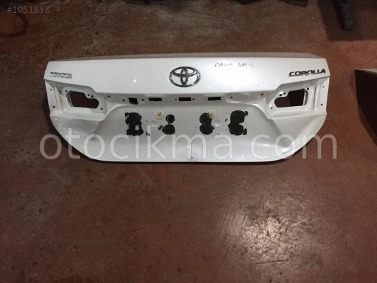 TOYOTA COROLLA 2013-2019 BEYAZ ARKA BAGAJ ÇIKMA PARÇA DÜZCE