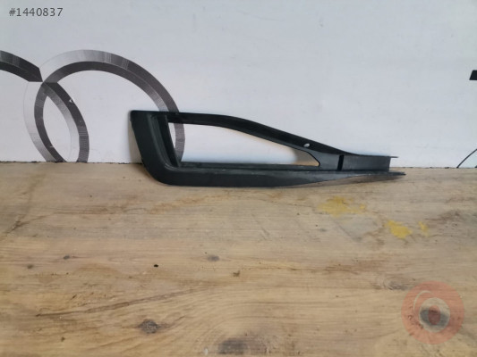 VOLKSWAGEN PASSAT B8.5 SAĞ SİS ÇERÇEVESİ ORJİNAL ÇIKMA PARÇA