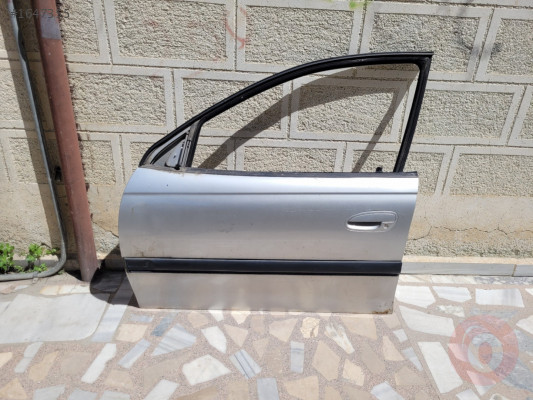 Opel Omega B sol ön kapı