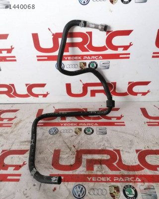 06J133986AB 06J133986AC 2.0 TSİ YAKIT BORUSU