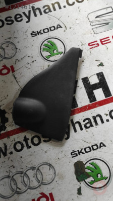 6L0857085A seat ibiza cordoba 02-08 ön göğüs sol yan kapak