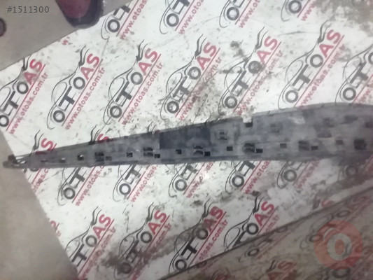 Symbol Ön Cam Izgarası 7700410609
