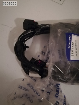 Volvo s60 ön tampon park ve sis tesisatı çıkma yedek parça