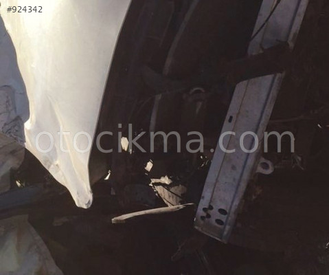 INFINITI FX30D ORİJİNAL ŞARJ DİNAMOSU.