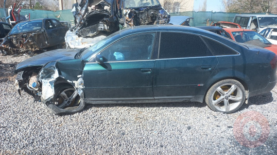 Audi  A 6   sol kapi hatasız