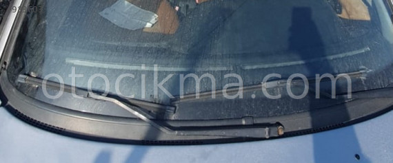 1998 peugeot 306 1.8 benzinli çıkma ön yağmur silecekleri