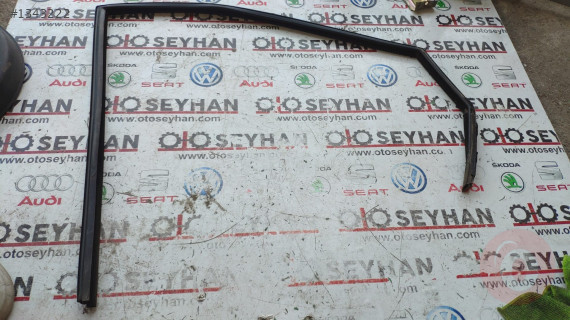 ford fiesta 2011 sol arka kapı cam çerçeve fitili