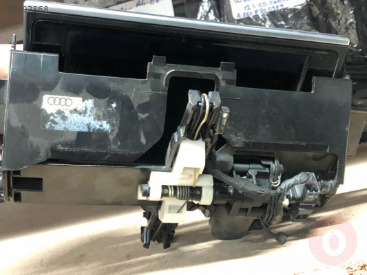 Audi A7 mmi ekran cikma orj