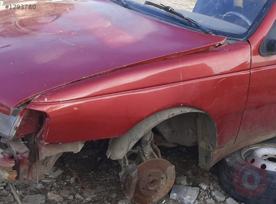 1993 model peugeot 405 çıkma sol ön çamurluk