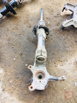 Volkswagen jetta sağ taşıyıcı çıkma parçalar