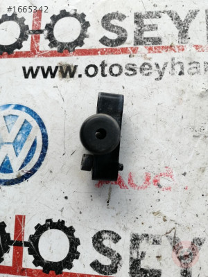 8R0827239 audi a3 2010 bağaj kapadı durdurma takozu