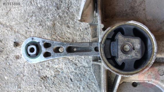 1K0199855N vw grubu motor alt şanzıman kulağı
