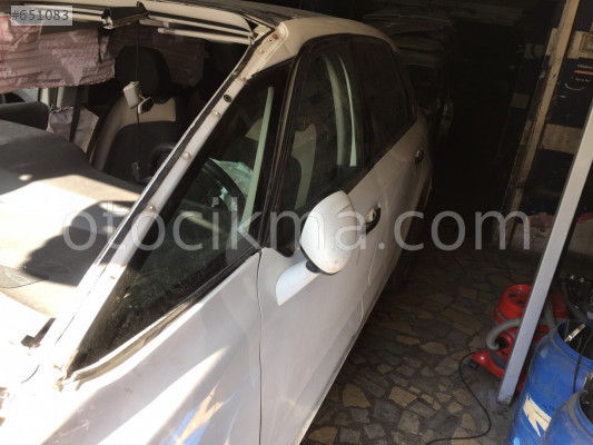 CITROEN C4 PİCASSO 2013 MODEL HURDA SAG ARKA KAPI