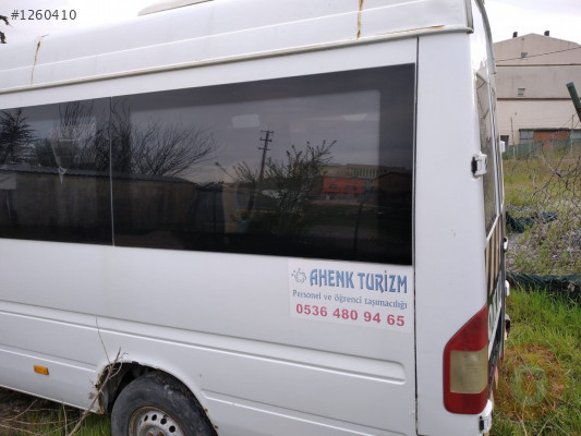 Mersedes sprinter 313 bütün camları mevcut  çift cam