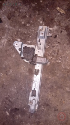 renault megane 2 çıkma sol arka cam krikosu motorlu