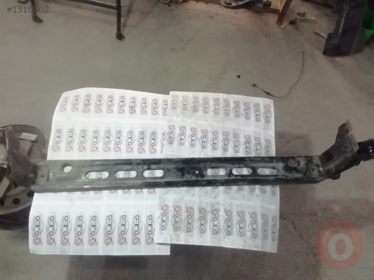 VOLVO S60 RADYATÖR ÇUBUĞU 31368100
