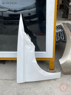 Seat ibiza sag ön çamurluk hasarlı parça