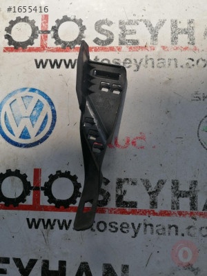 1K6971446A volkswagen golf 5 bağaj kapağı tesisat tutucu