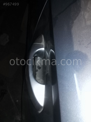 2017SKODA  SUPER B DIŞ KAPI KOLU