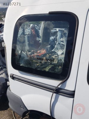 Renault Kangoo Sağ Arka Kelebek Camı Hatasız Orjinal Çıkma