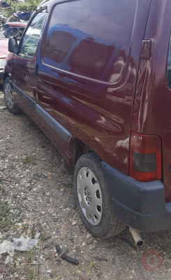 2000 peugeot partner klimalı 1.9 dizel çıkma sol yan panel
