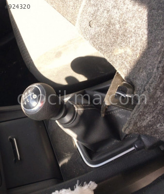 2017 TOYOTA COROLLA ORİJİNAL VİTES TOPUZU.