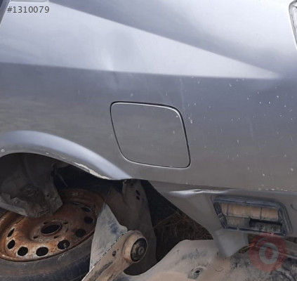 nissan primera p12 çıkma depo kapağı