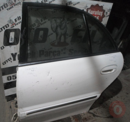 HYUNDAİ SONATA 1997 ARKA SOL BEYAZ KAPI ÇIKMA