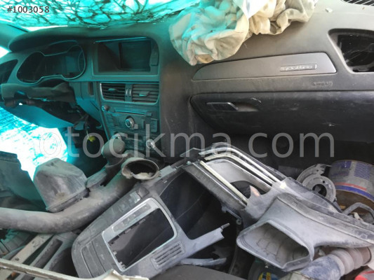 Audi A4 Taban Döşemesi hatasız orjinal çıkma