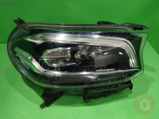Mercedes X Class W470 Led Sağ Far A4709060900
