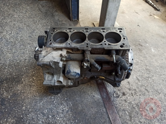 RENAULT MEGANE 1.6 YARIM MOTOR