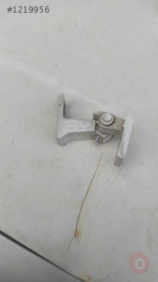 8K0831402F seat Ibiza 2009 2015 sağ ön arka alt menteşe