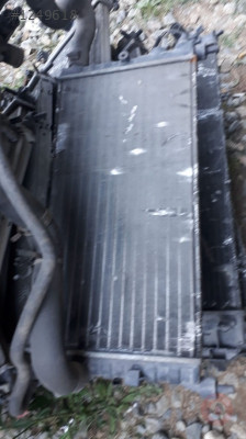 opel corsa tek kapı çıkma su radyatörü.