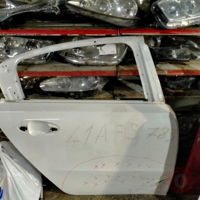 PEUGEOT 508 SAĞ ARKA KAPI