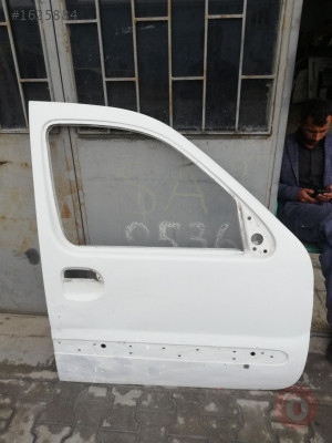 Renault kango sağ ön kapı çıkma orjinal